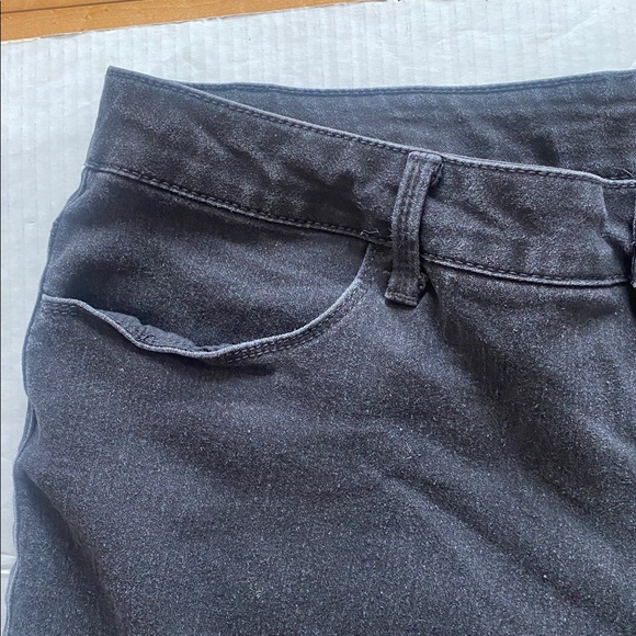 FADED GLORY black cotton, stretch, jeans size 22WP for shorter/petite women - Picture 3 of 16